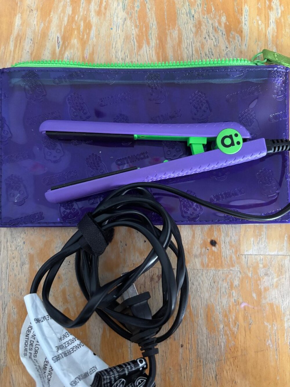 Amika Travel Mini Mighty Mini Ceramic Flat Iron